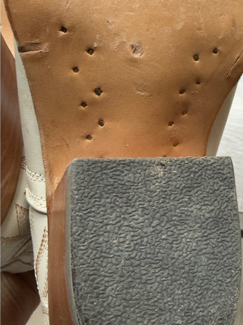 Ariat Cream Western Cutout Ankle Booties - Picture 8 of 9